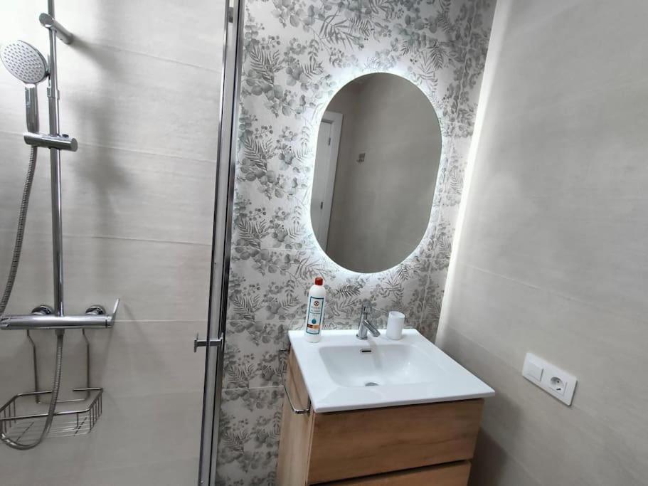 Centrico Conjunto Habitacional Аликанте Екстериор снимка