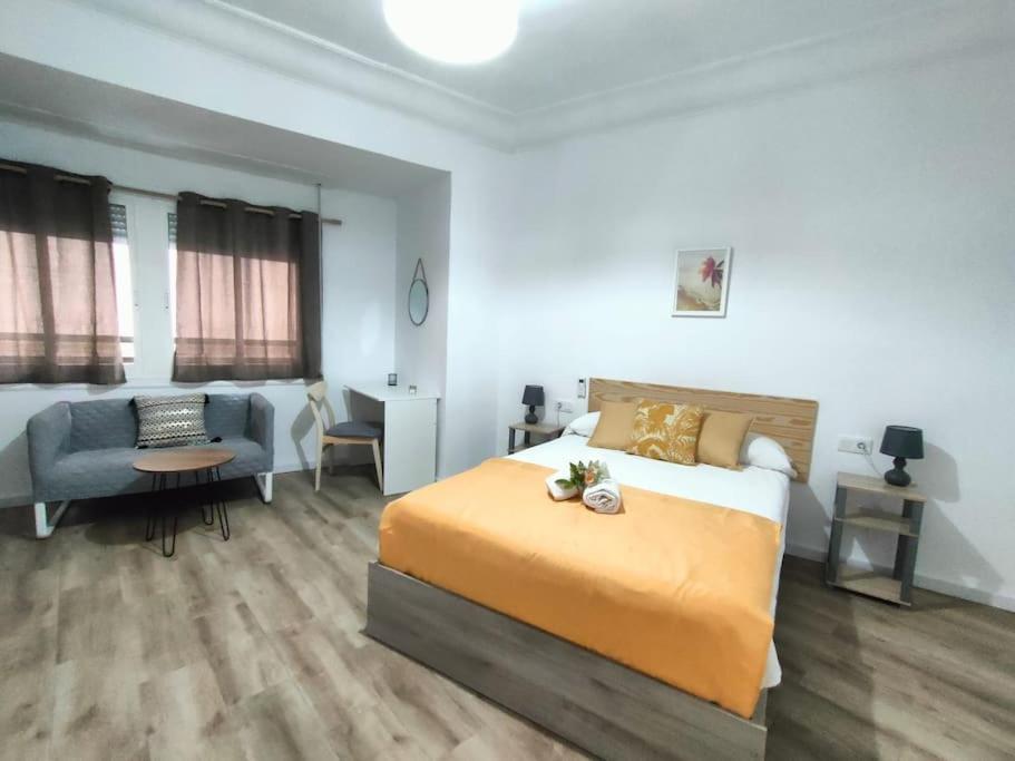 Centrico Conjunto Habitacional Аликанте Екстериор снимка
