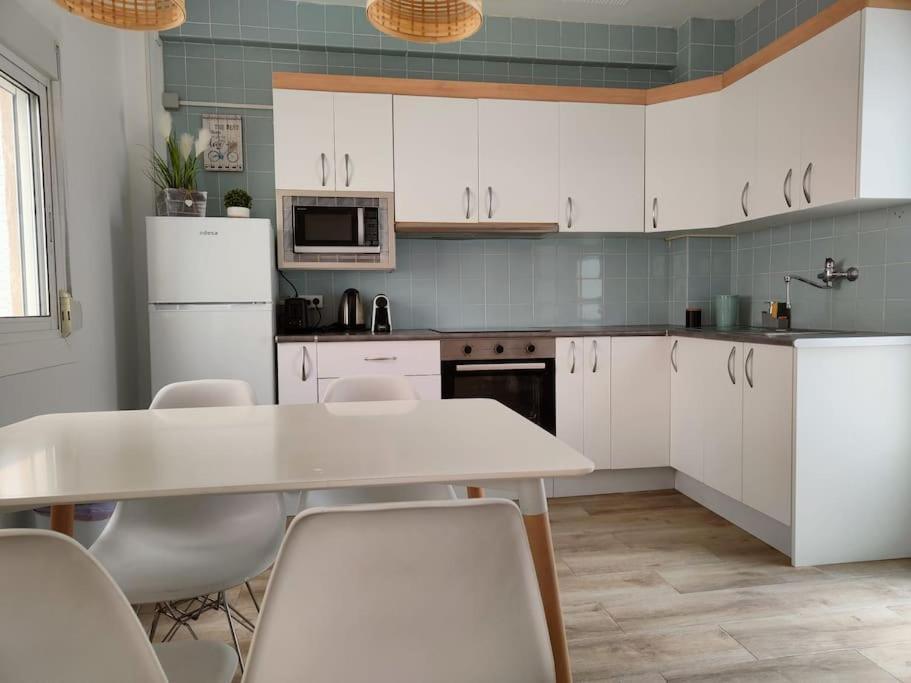 Centrico Conjunto Habitacional Аликанте Екстериор снимка
